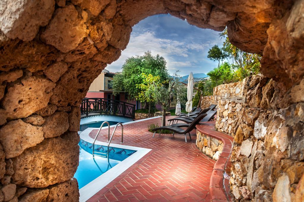 Kallisti Hotel Potos Luaran gambar