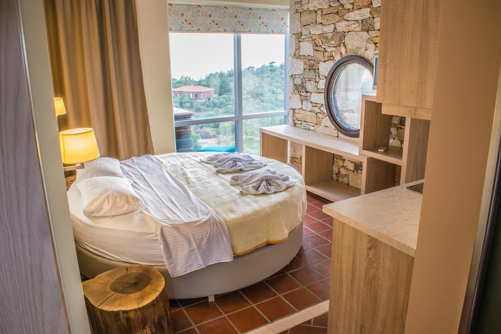 Kallisti Hotel Potos Luaran gambar